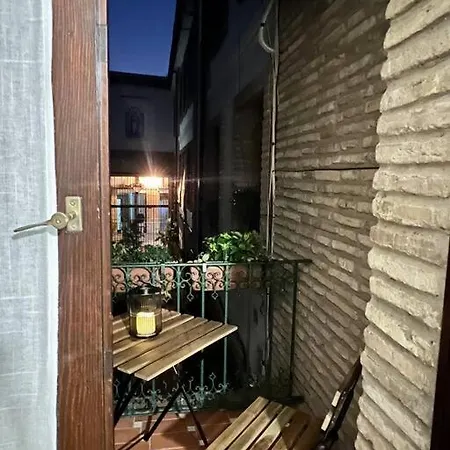 New! - Patios De La Ribera * Cordoba