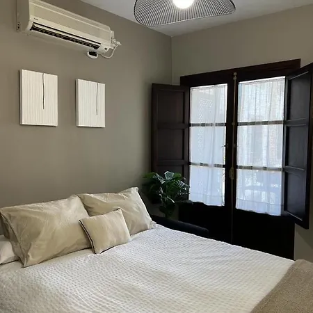 New! - Patios De La Ribera Daire